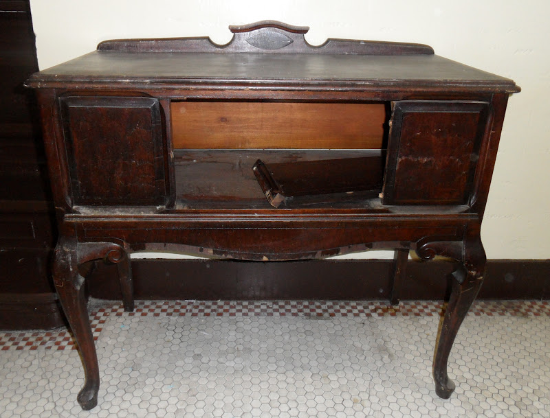 The Thrifty Decorator How To Fix Broken Veneer And Getting The Smell