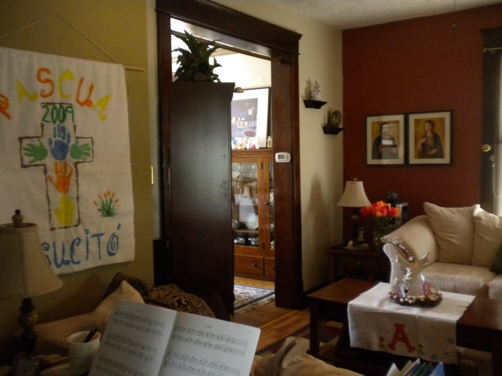 Familia Católica: Así nos quedó nuestra casa para Pascua - 2011