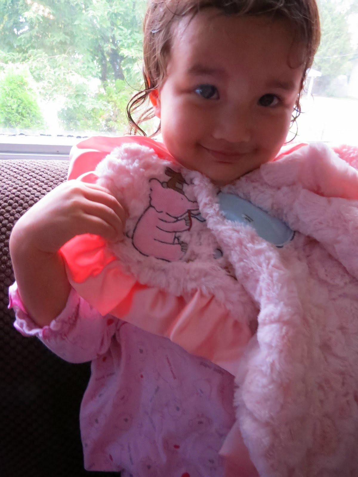 Learn to be a Mom Gift guide World 1st Smart Sensory baby blanket