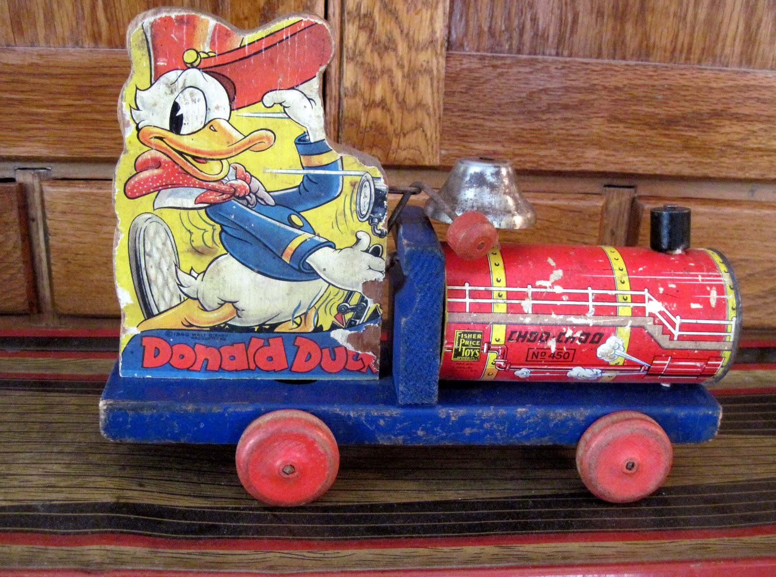 Details about   N.MINT DISNEY 1946"DONALD DUCK DRUM MAJOR"PULL TOY#400-FISHER PRICE-MADE 2 YEARS 