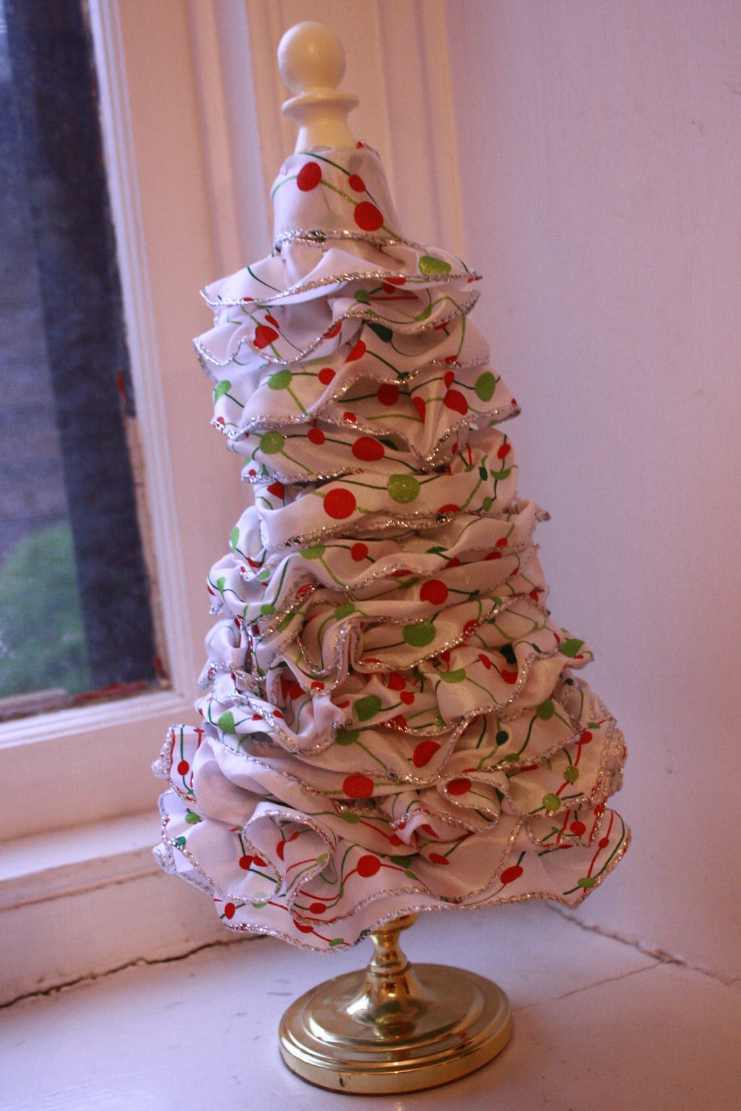 DIY Ribbon Tree & a Bonus Tutorial * Our Good Life