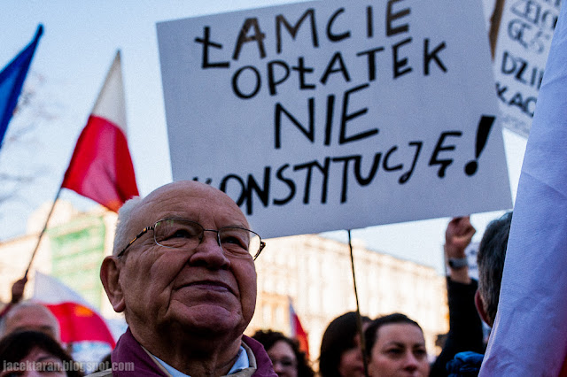 Krakow, demonstracja w obronie demokracji