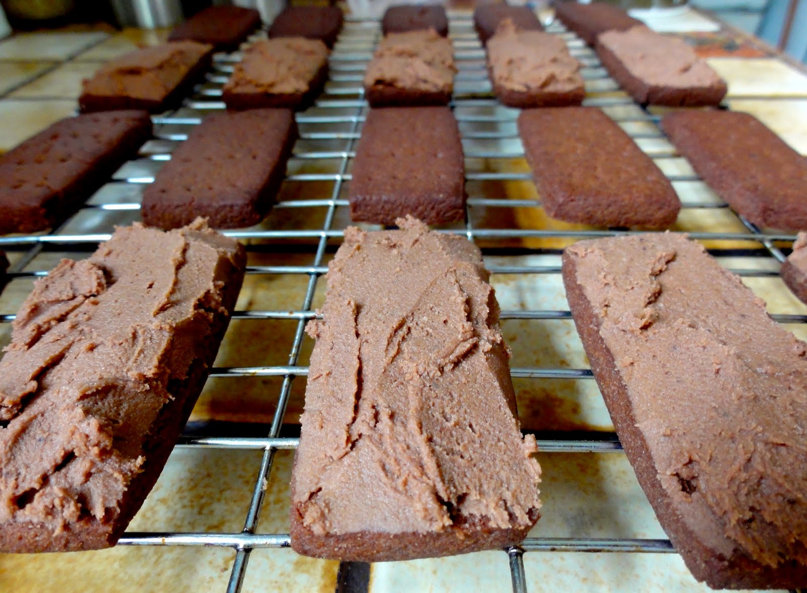 The Procrastobaker Chocolate Bourbons