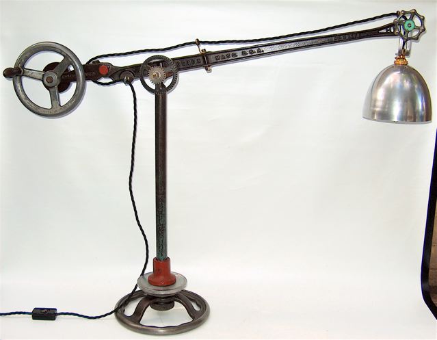 BOSTON BOLT CUTTER LAMP NO. 3