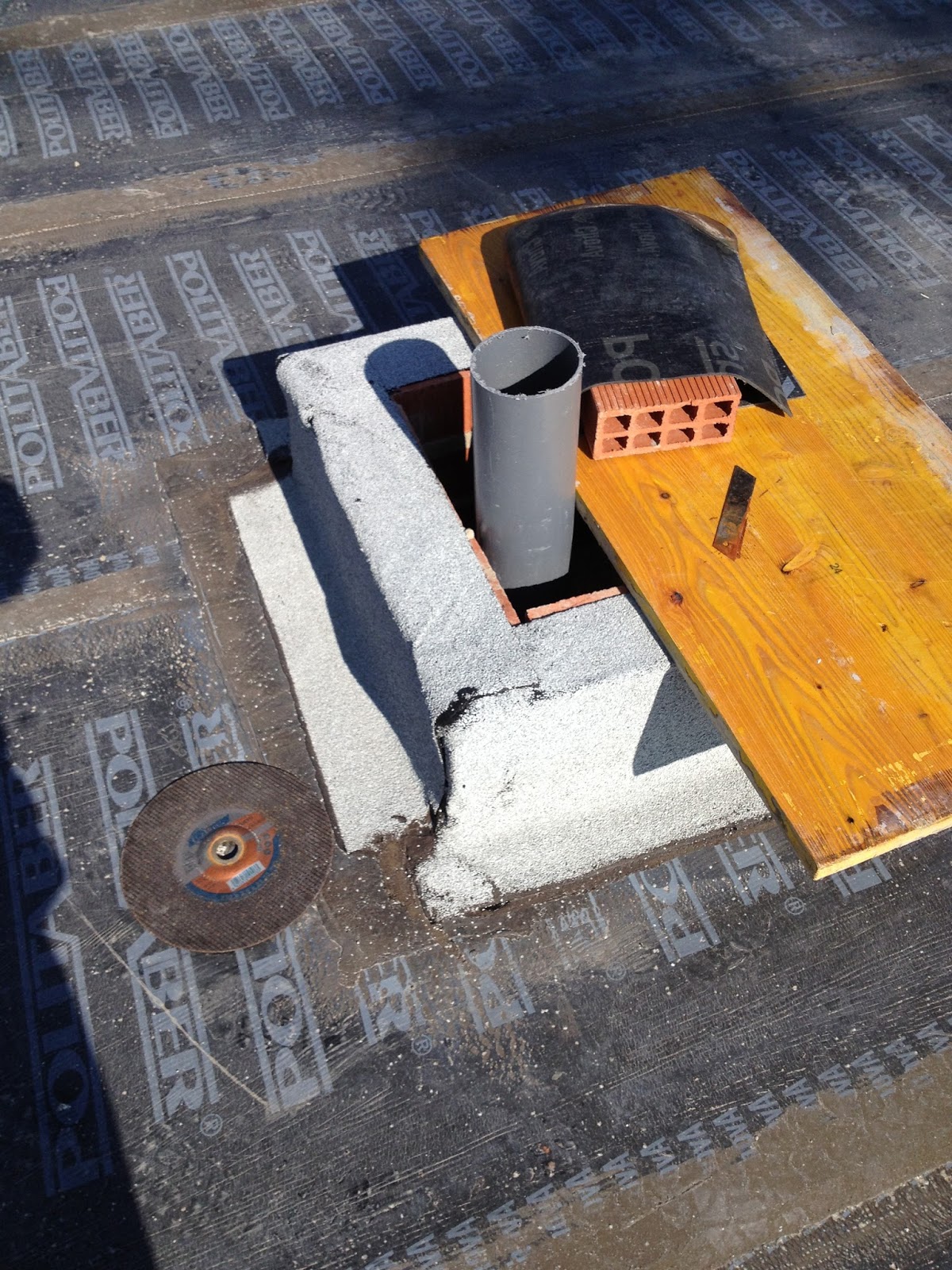 Diario de la Reforma del Hotel RH Bayren: Sobre cubiertas, charcos