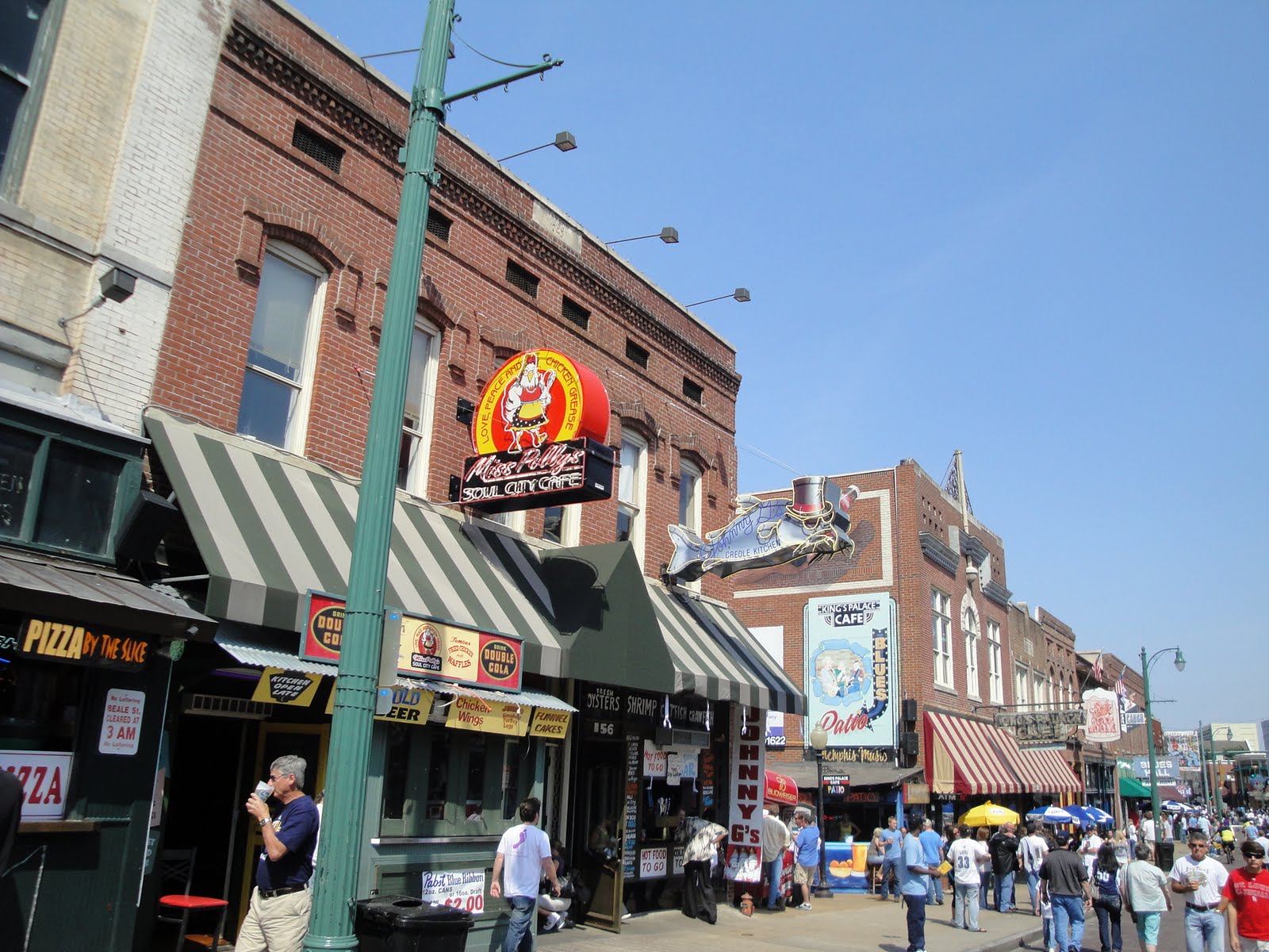 Top-of-the-Arch: HOME OF THE BLUES (BEALE STREET IN MEMPHIS, NOT THE ST