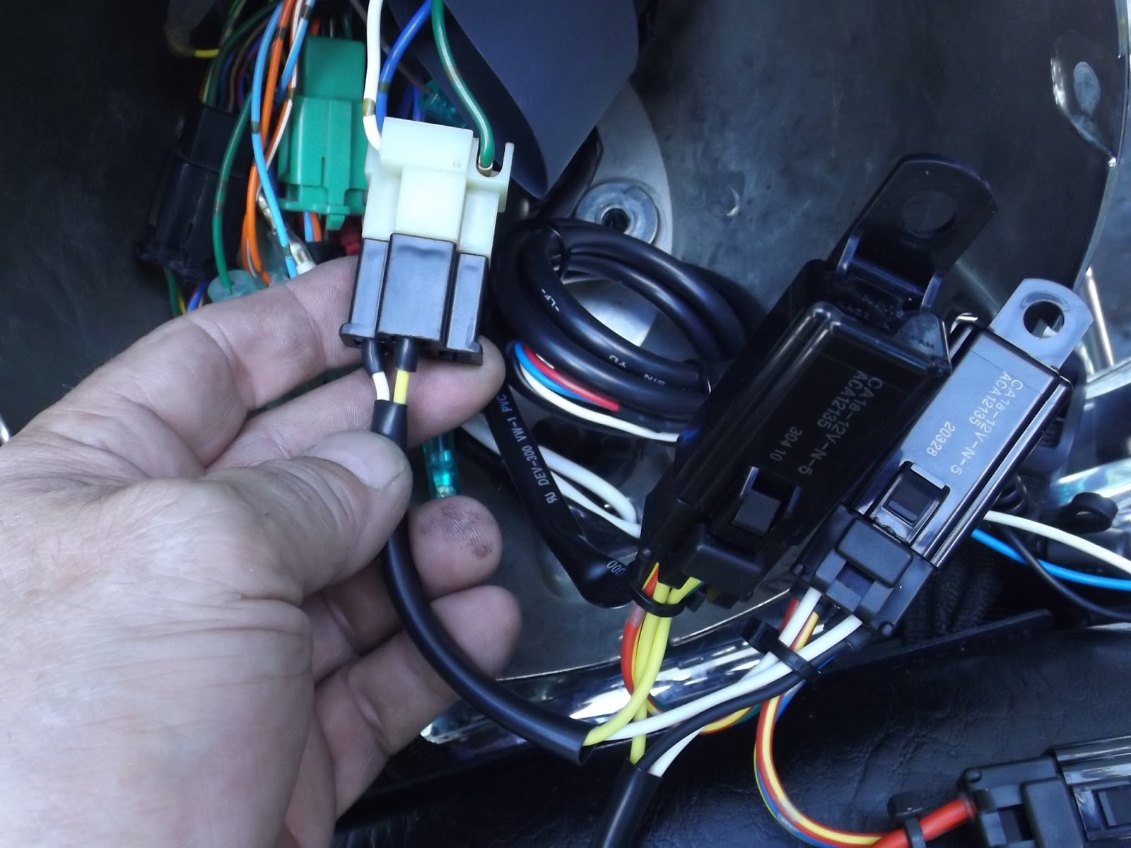 Voltage drop at the Headlight Bulb - Perserve those switches. - Honda
