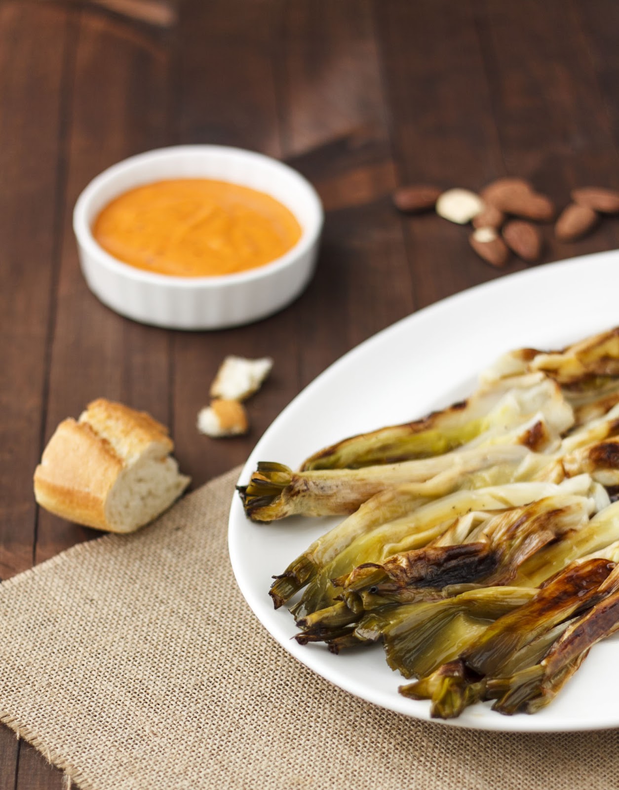 Diferencia Entre Salsa Romesco Y Salsa Calçots CALÇOTS EN SALSA ROMESCO