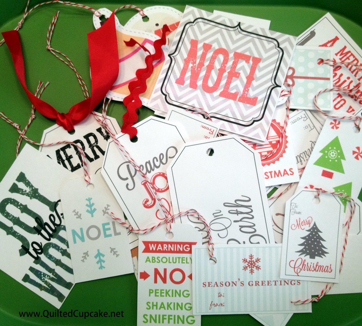 Quilted Cupcake: Christmas Wrapping Ideas and a Secret Source!