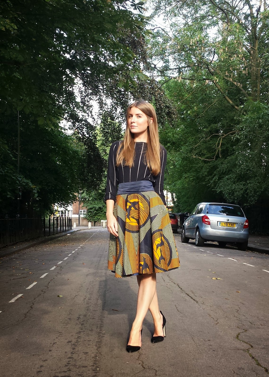 Outfit Printed full skirt with jumper Style Trunk