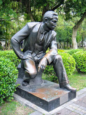 Mini monument of Dr Sun Yat Sen