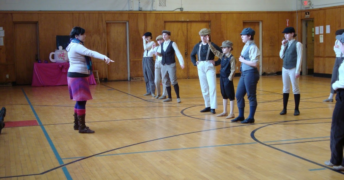 The Dance Buzz "Cleaning" Dance Routines