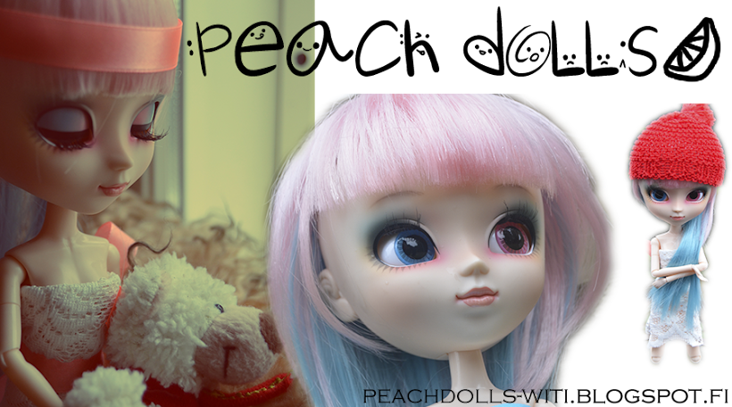 Peach dolls