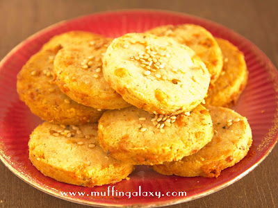 Galletas saladas de  parmesano y orégano