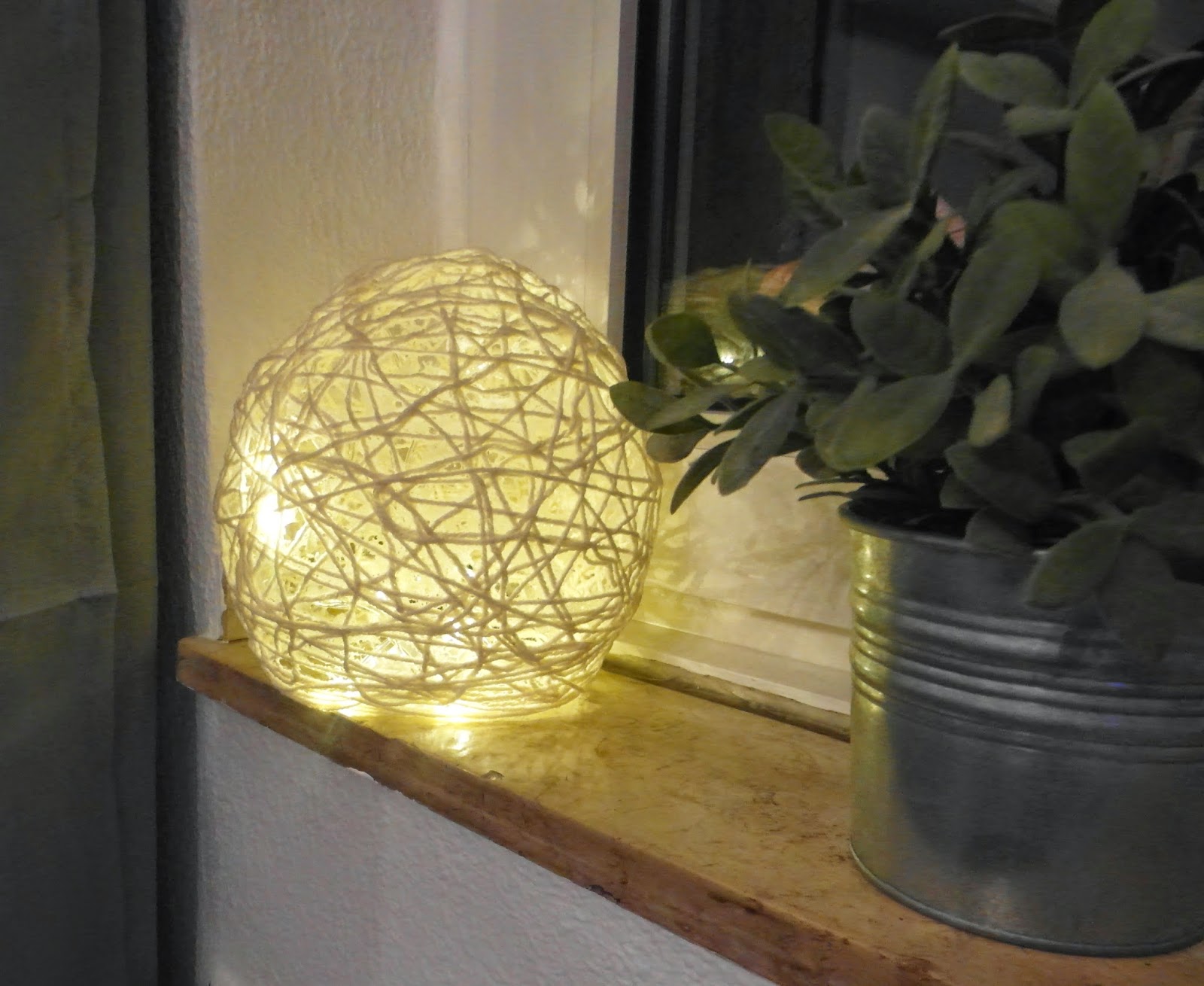 Zauber zeller: lampe aus wolle selbstgemacht