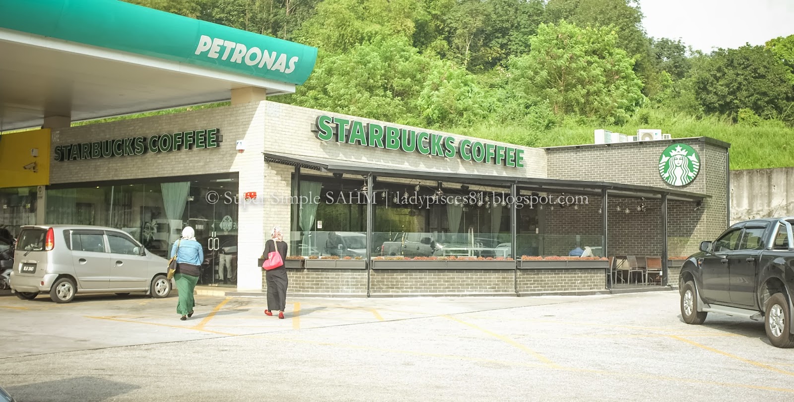 Super Simple SAHM Starbucks Lingkaran Karak
