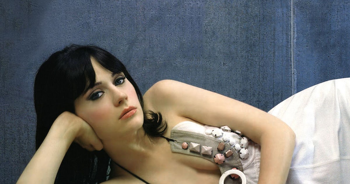 alison brie relationship alison brie zooey deschanel biography news profile alison brie relationship alison brie zooey deschanel biography news profile