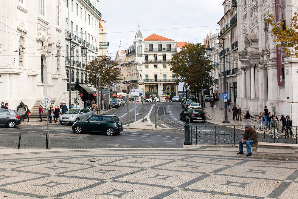 LISBON SEPTEMBER 2017 PRACA CAMOENS