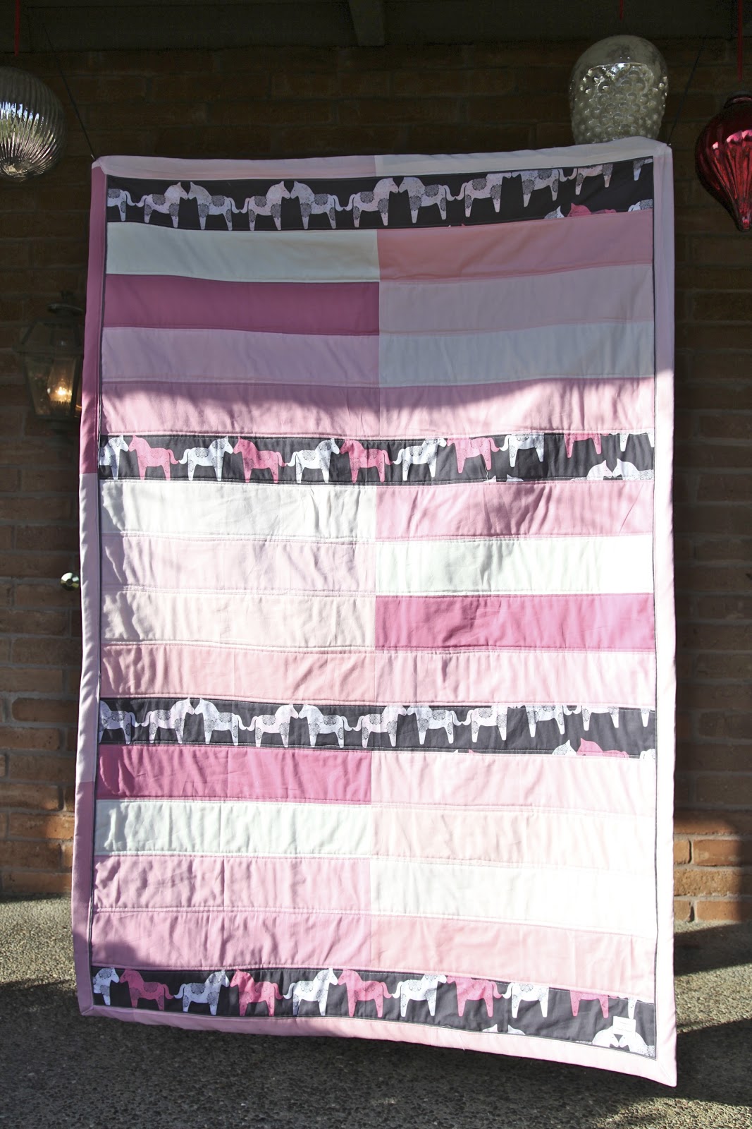 Oh. THAT Annelie... DIY Project Striped Baby Quilt