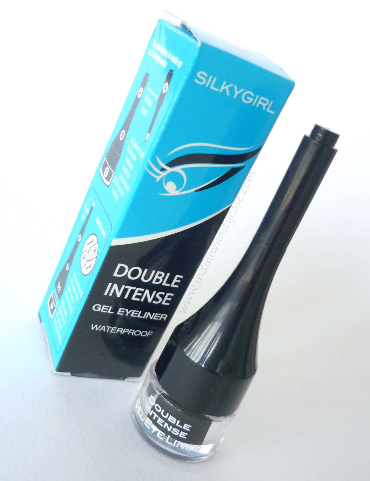 Silky Girl Eyeliner
