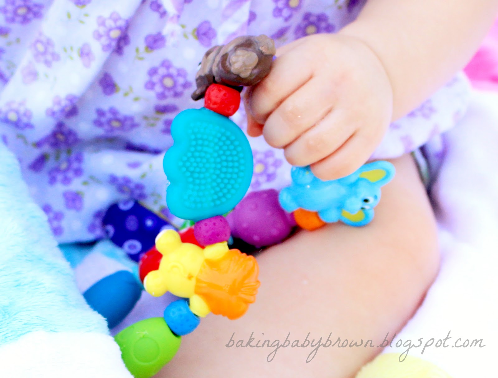 nuby safari friends baby teether