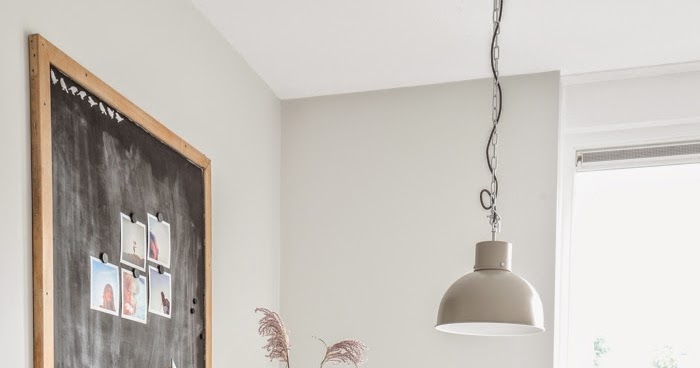 En estado de Rachel: Algún día... un banco a la mesa.