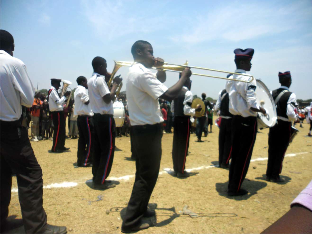 THE CONTRAST IMAGES FROM NDOLA