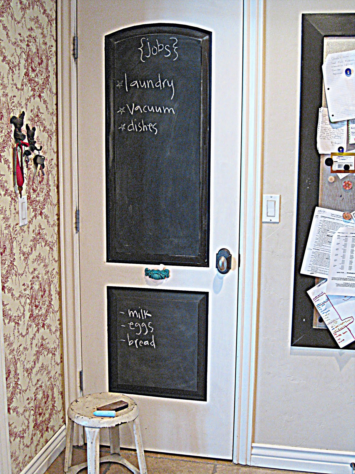 Primp Junktion {primp}ing a (chalkboard) door
