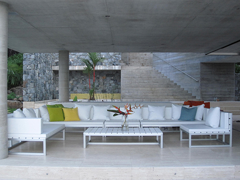 If It's Hip, It's Here (Archives) 30 Photos of The Spectacular Solis