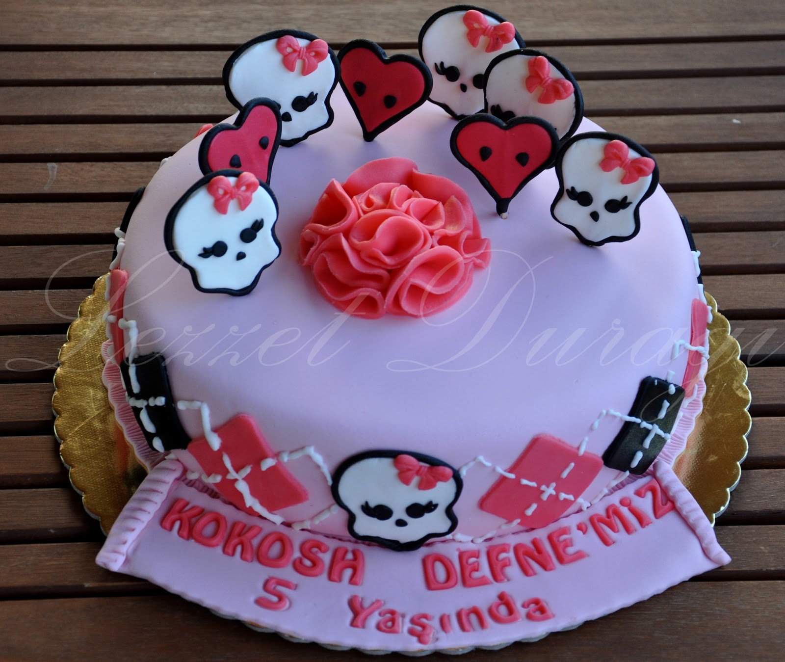 Lezzet Duragi Monster High Pasta