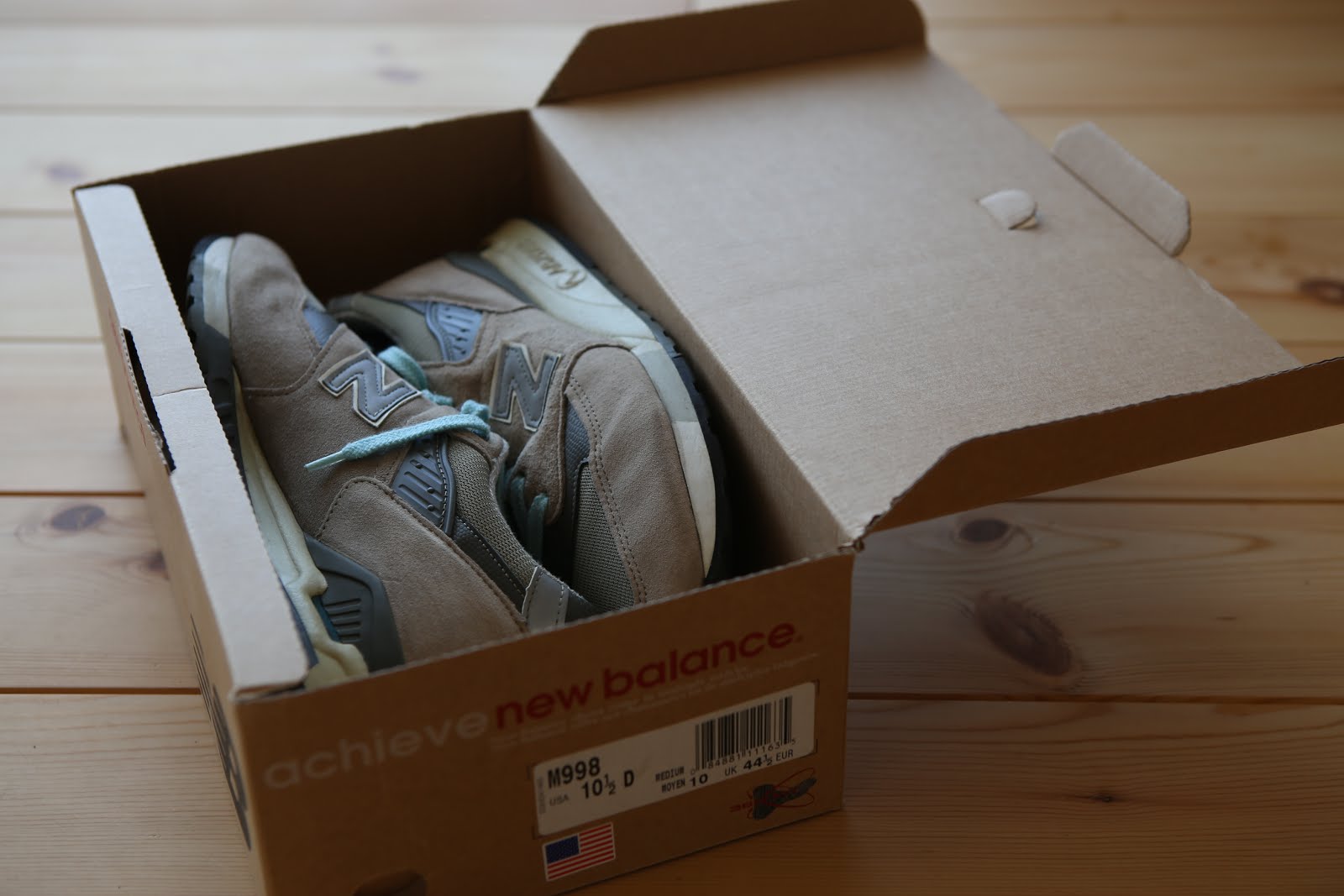 new balance m90