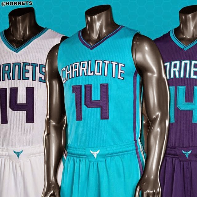 Les Charlotte dévoilent leurs nouveaux maillots 20142015