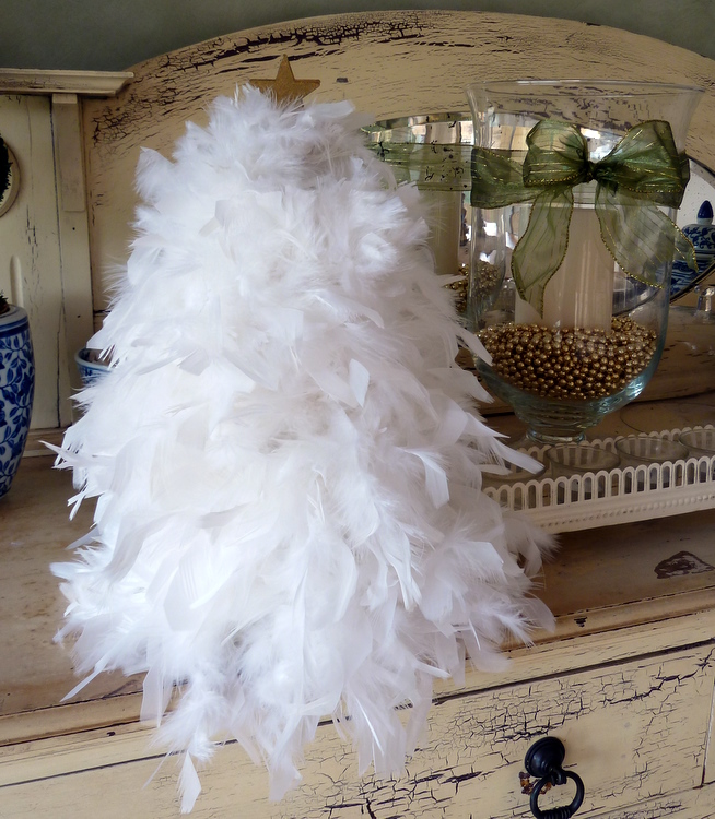 Stylish Settings A Feather Tree