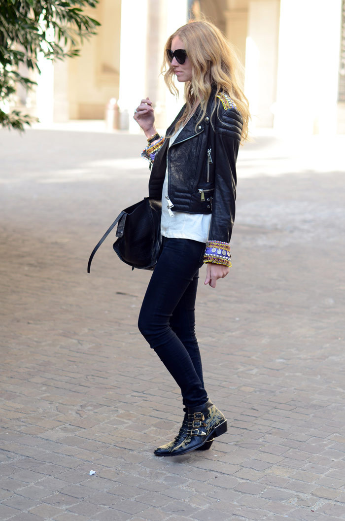 Chic and Silk GET INSPIRED Black Biker Leather Jacket_Πως να το φορέσετε!