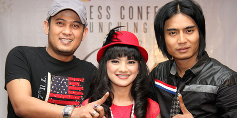 Lirik Lagu ASMARA - Setia Band