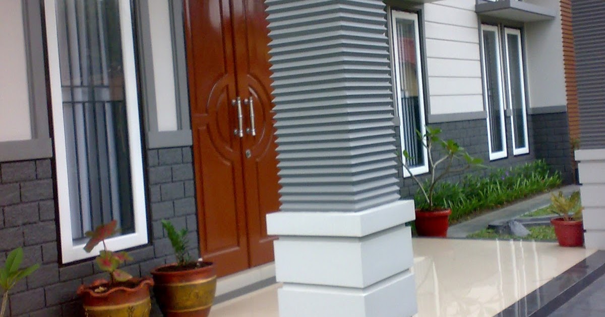 relief teras rumah: tiang rumah minimalis