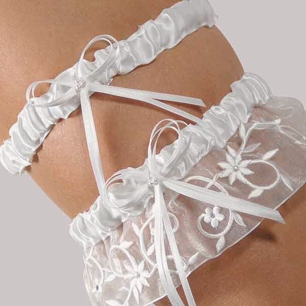 bling wedding garter full lace wedding dress