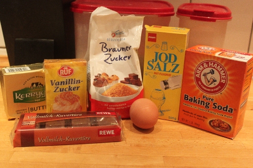 Tales Of A Garlic And Onion Lover Exploding Chocolate Chip Lava Cookies
