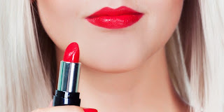 Kepribadian Wanita Dilihat Dari Lipstik Yang Digunakannya