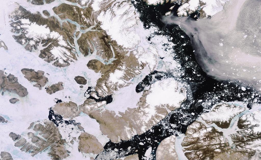 Through The Eye's of Gods Queen Elizabeth Islands, Canada