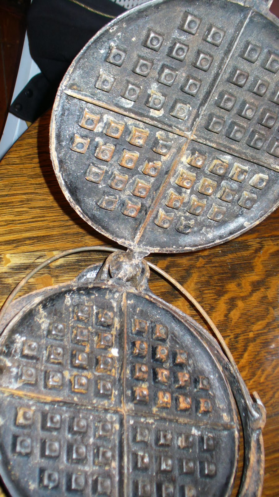 Campy Canadians New (Old) Cast Iron Waffle Iron, made by James Smart