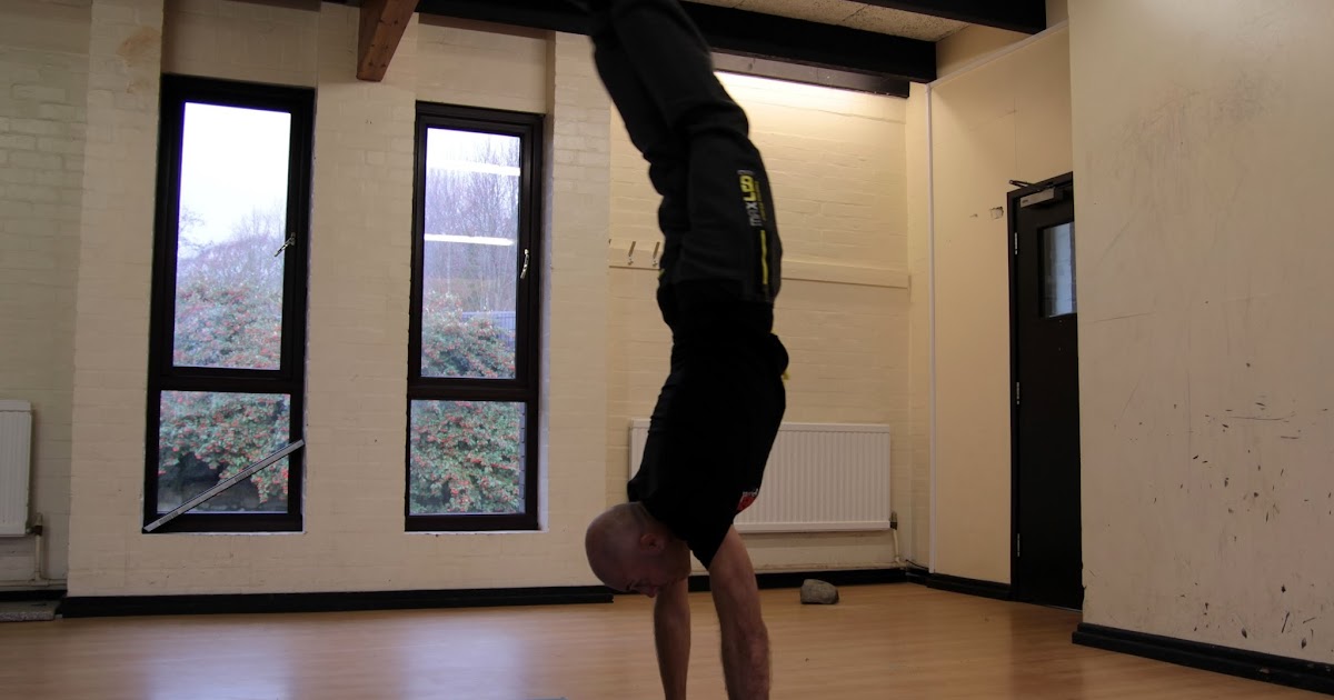 Start Bodyweight Training Handstands