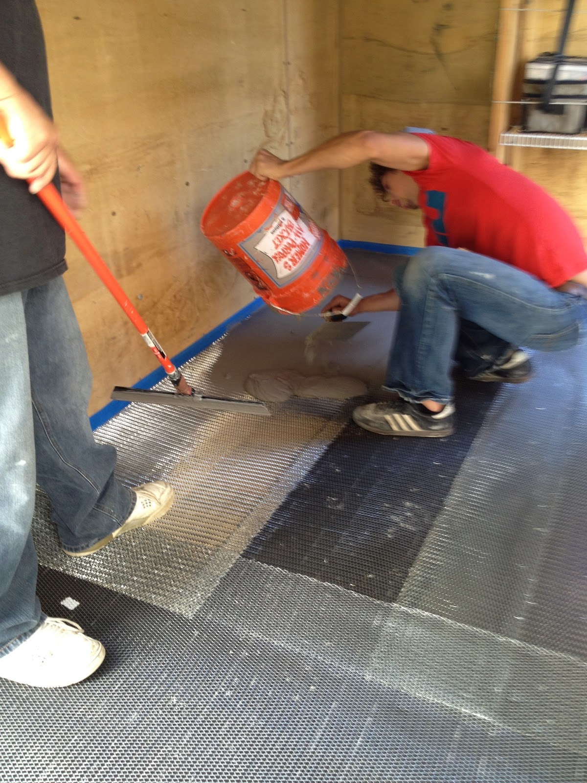 Epoxy Floors for Salem Oregon Trailers & Garages Fast Finish
