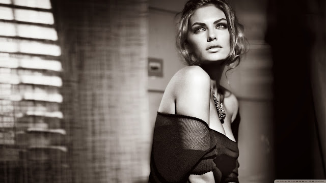 Beautiful Girl wallpaper Beautiful Girl wallpaper