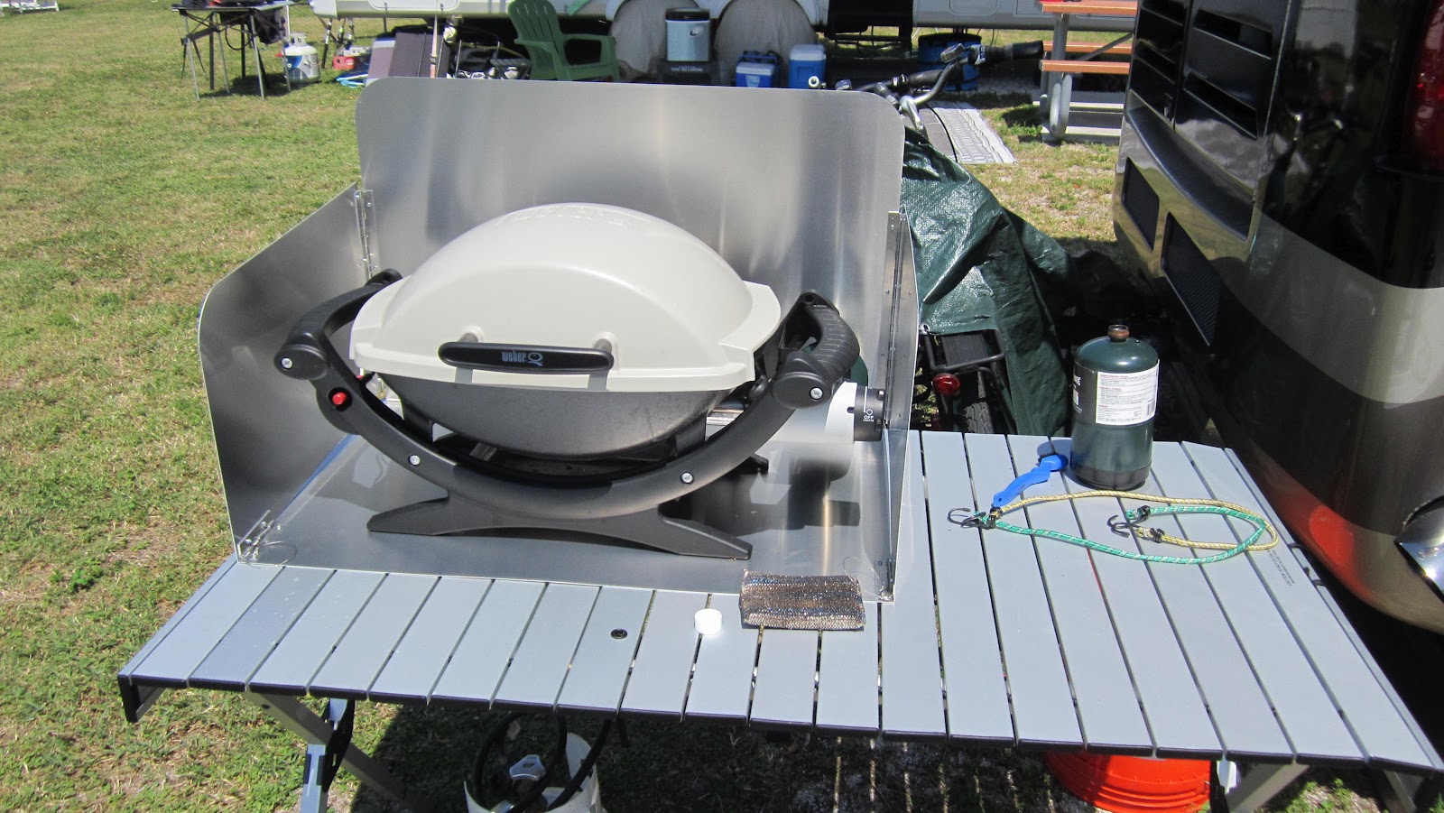 The Roadrunner Chronicles Windy Grilling