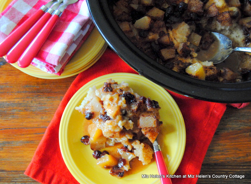 Miz Helen's Country Cottage Slow Cooker Fruit Pudding Cake