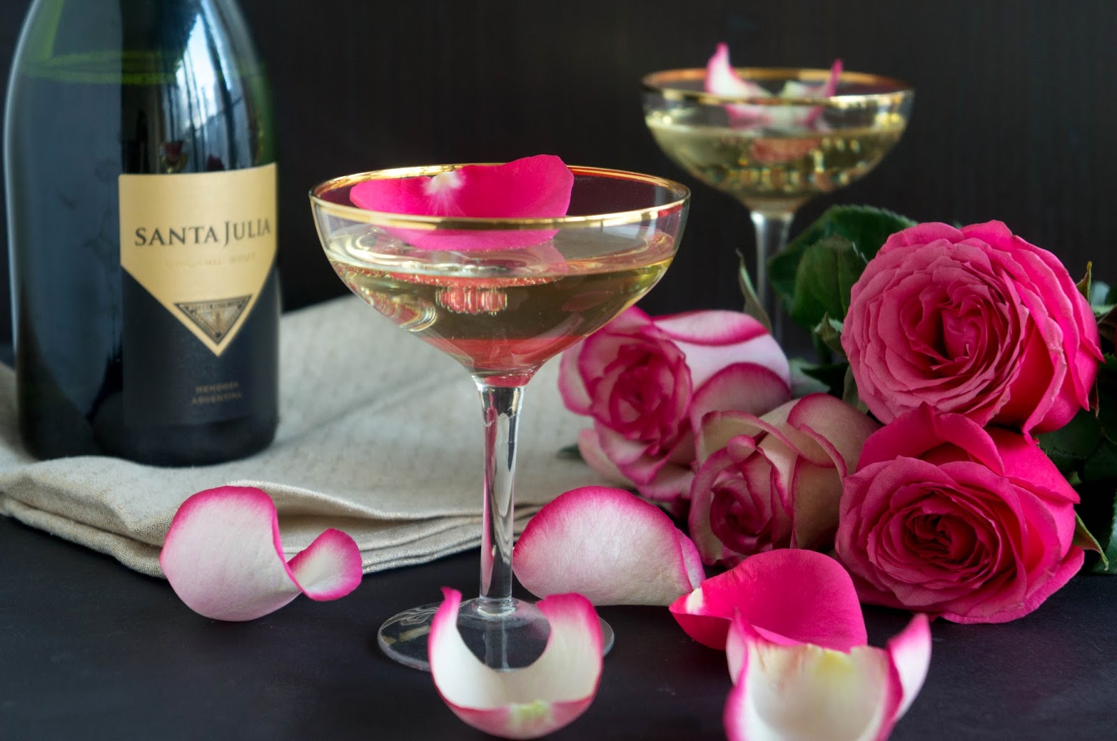 Smart Cookie Sparkling Rose Cocktail