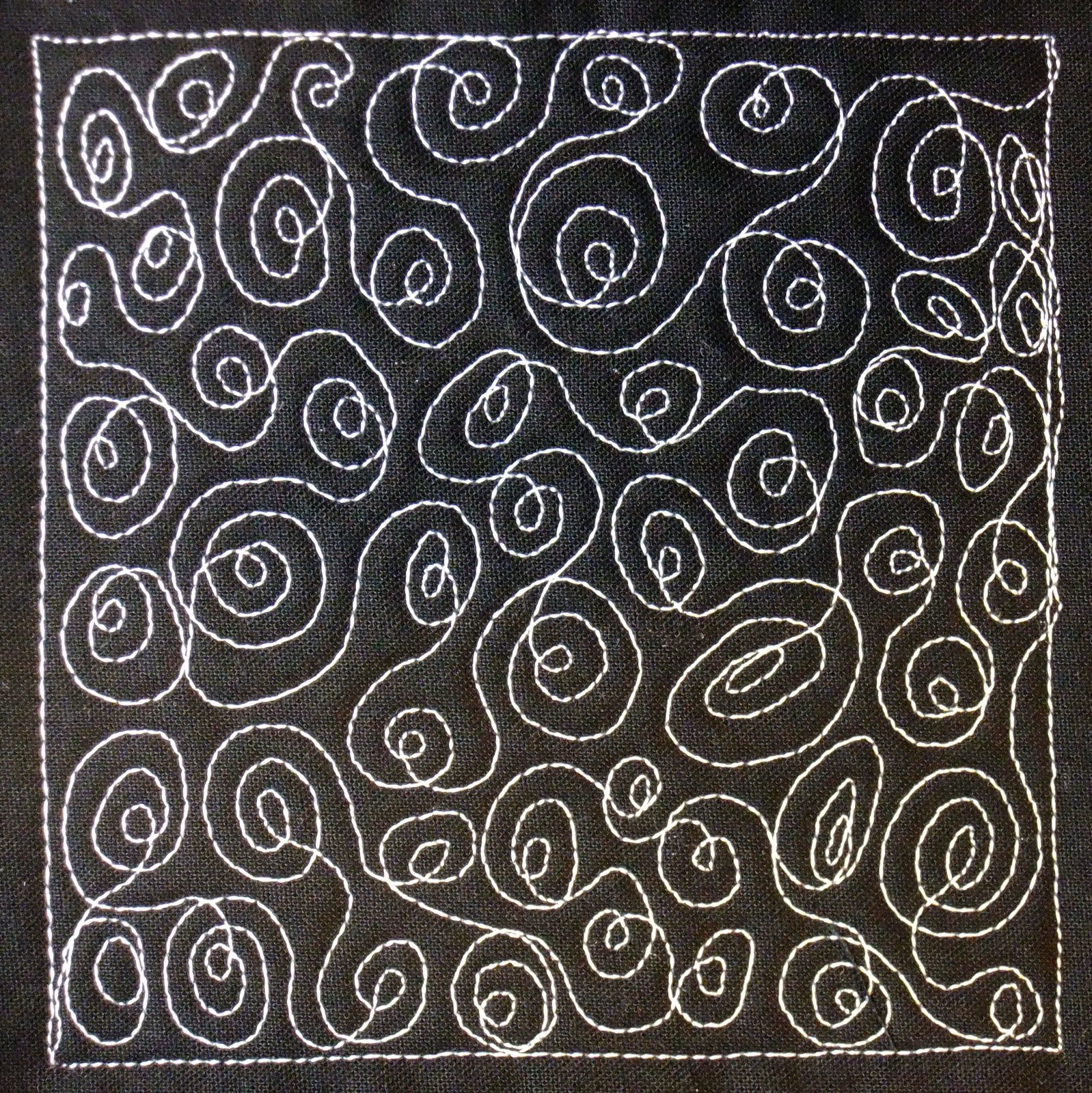 The Free Motion Quilting Project Day 348 Spiral Knots