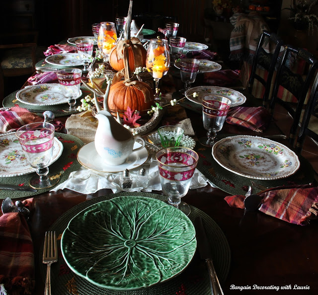Thanksgiving Tablescapes-Bargain Decorating with Laurie