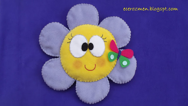 ecerce: çiçek yastık